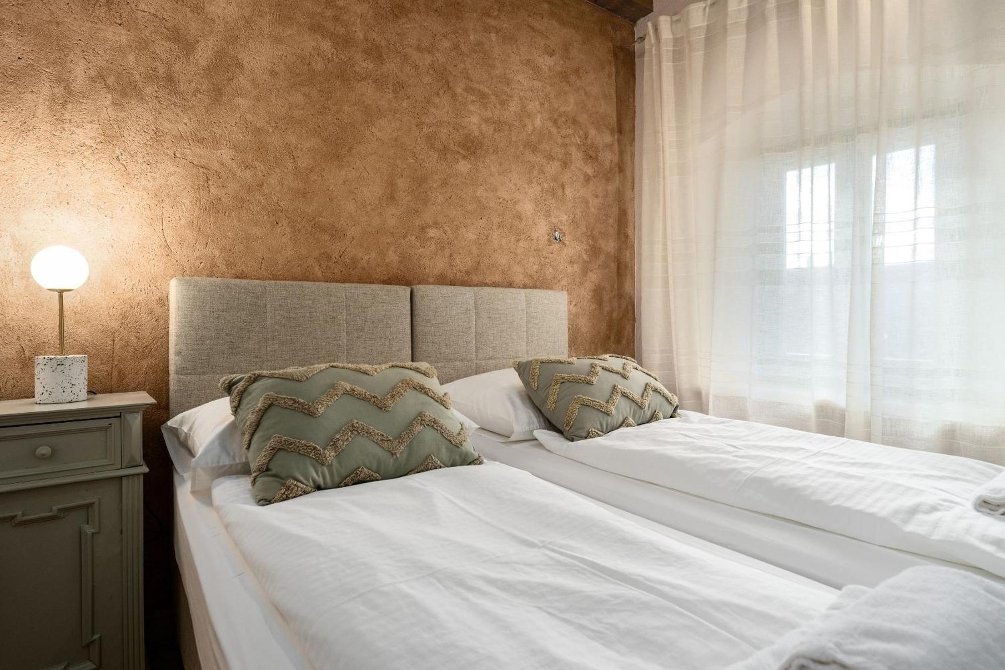 Della Croce Bed&Breakfast สเวตวินเชนัต ภายนอก รูปภาพ